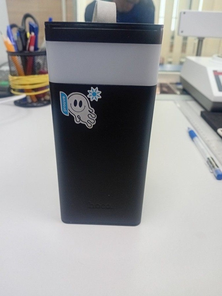 Дешево Hoco j86 40000mah 22.5w з ломбарду