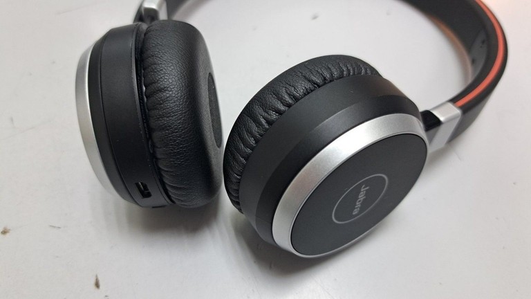 Дешиво Jabra evolve 65 se link380a uc stereo с ломбарда