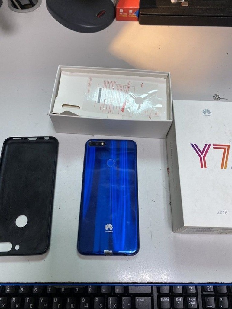 Розпродаж Huawei y7 prime 2018 3/32gb, продавець Техноскарб