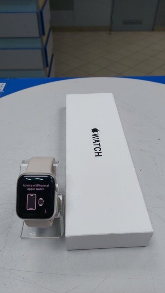 Купити Apple watch se 2 gps 40mm aluminium case Б/У