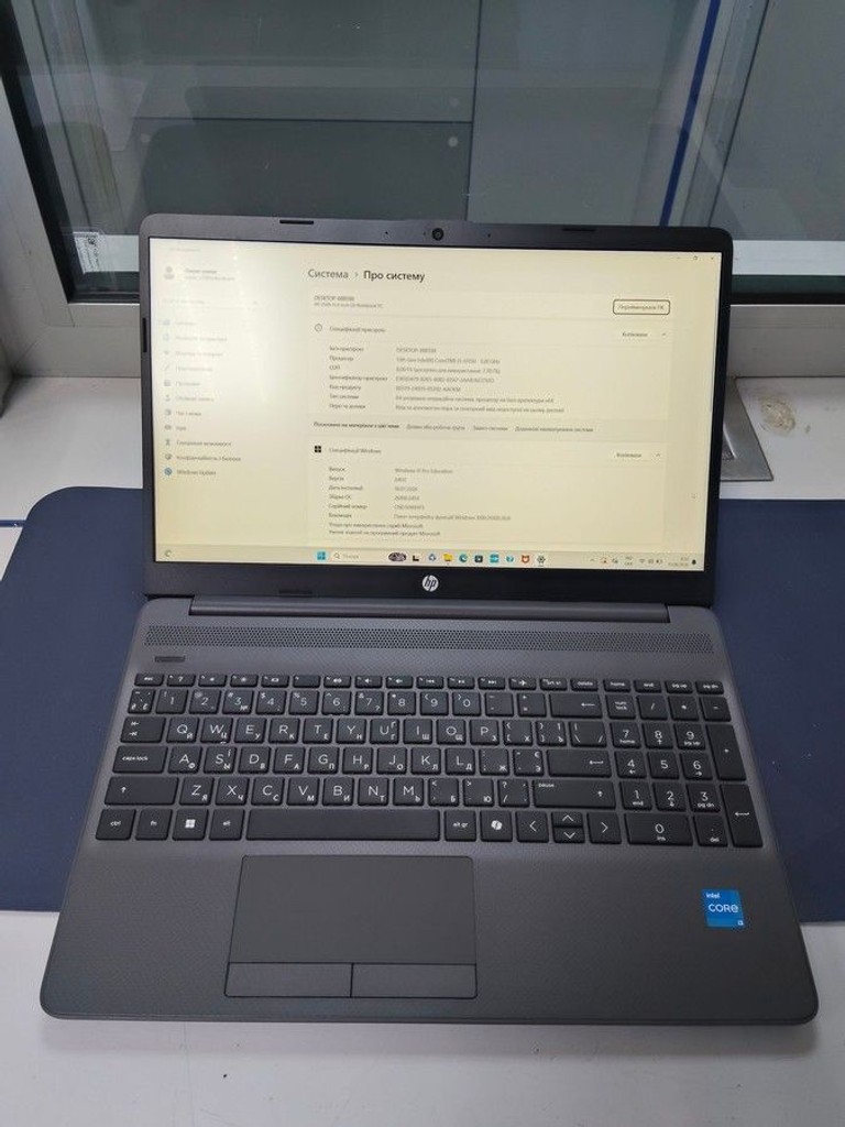 Купити Hp 15/core i3-1315u ddr5/8gb ddr4/hdd *відсутній/ssd 256 gb/*інтегрована Б/У