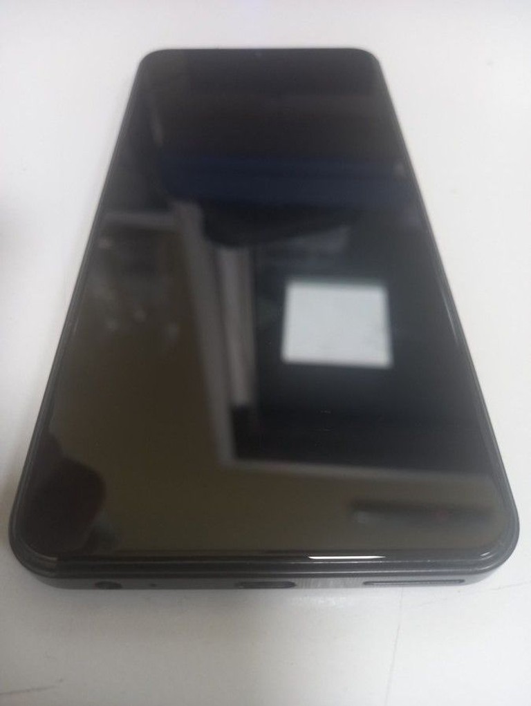 Оголошення Hmd ARC 2/64GB Shadow Black (6438409102201) Б/У