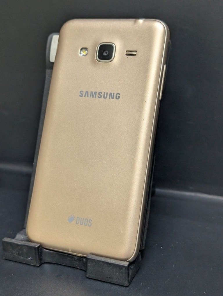 Купити Samsung galaxy j3 2016 j320h Б/У