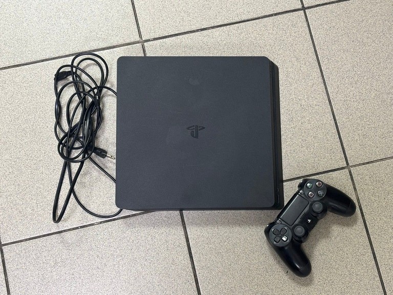 Купити Sony playstation 4 slim 500gb Б/У
