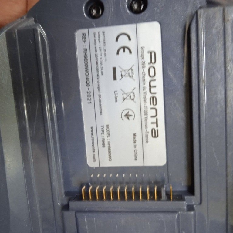 Розпродаж Rowenta X-FORCE 11.60 AQUA RH9890WO, продавець Техноскарб