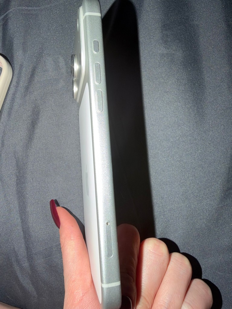 Купити Apple iphone 17 pro max 256gb Б/У