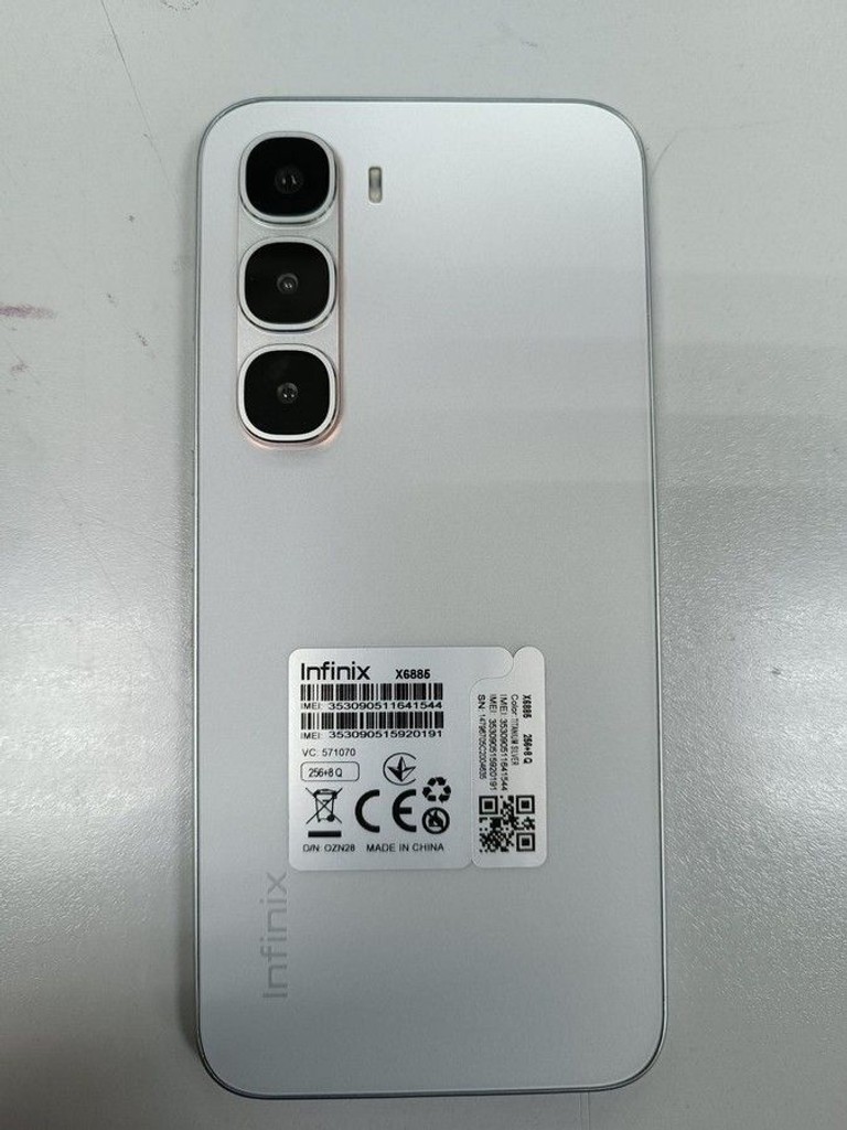 Купити Infinix HOT 60 Pro+ 8/256GB Titanium Silver Б/У