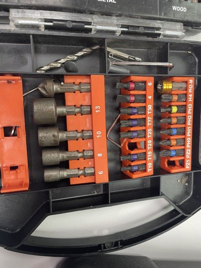 Купить Dnipro-M impact drills and bits 41 pcs set Б/У