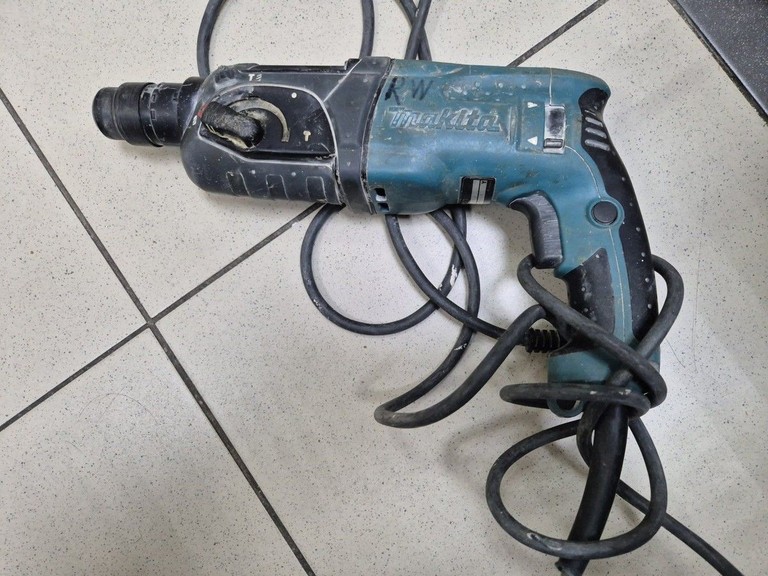 Купити Makita HR2470 Б/У