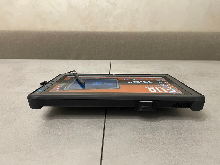 Getac F110 G3, 11.6", i7-6500U, 8GB, 256GB, дві батареї, стилус Код:null. Изображение 4