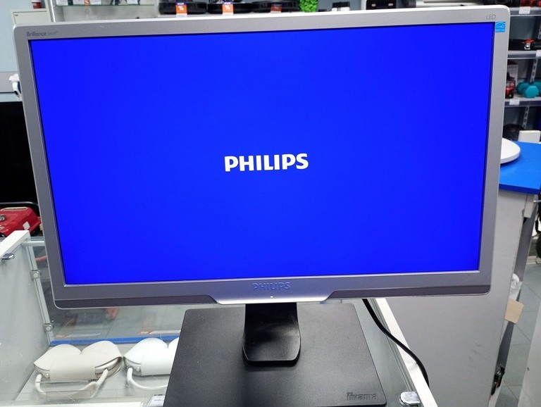 Купить Philips 241p3lyes/00 Б/У