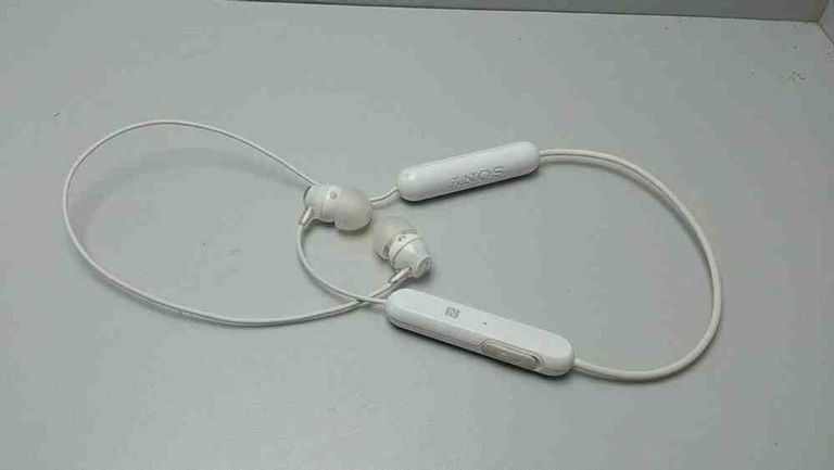 Оголошення Sony wi-c200 Б/У