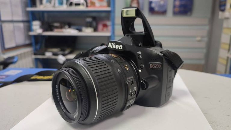 Nikon d3200 nikon nikkor af-s 18-55mm f/3.5-5.6g vr dx Код:01-18944100. Зображення 6
