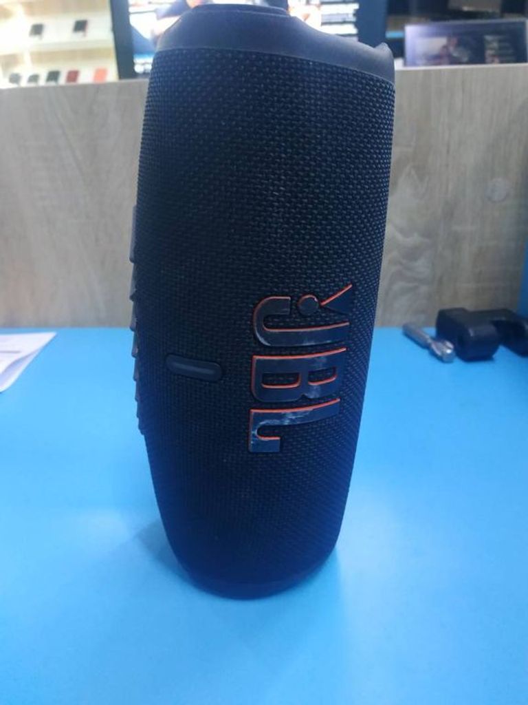 Купити Jbl Charge 5 Blue (JBLCHARGE5BLU) Б/У