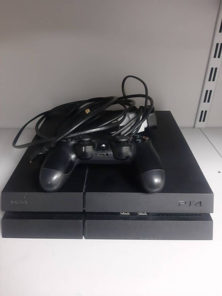 Купити Sony playstation 4 500gb Б/У