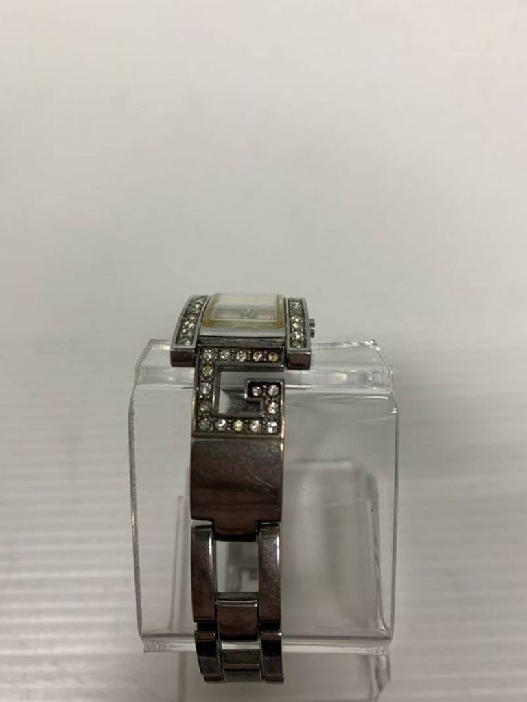 Guess w80031l1