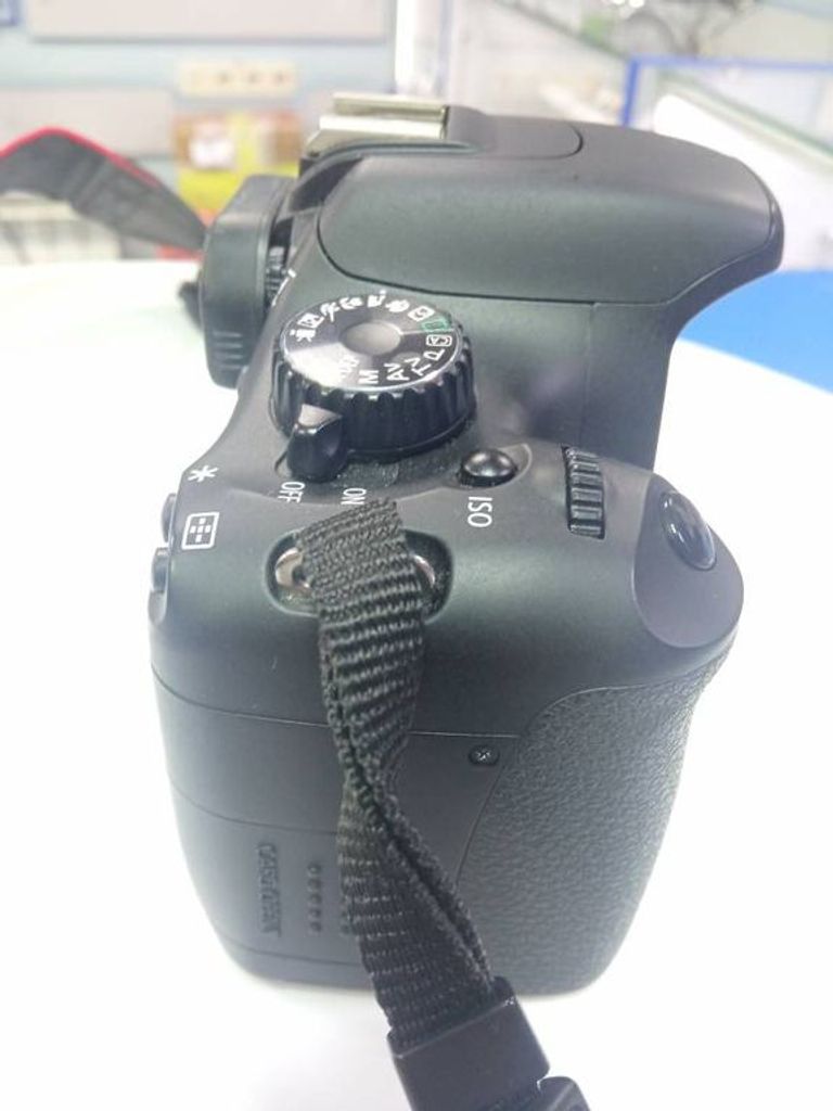 Canon eos 550d body