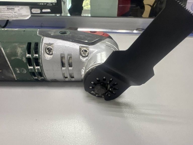 Дешево Bosch pmf 250 ces з ломбарду