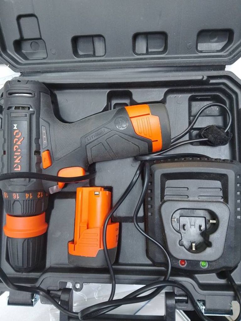 Дешево Dnipro-M cd-12q 2акб зп з ломбарду