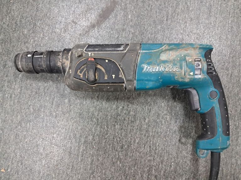 Купить Makita HR2470T Б/У