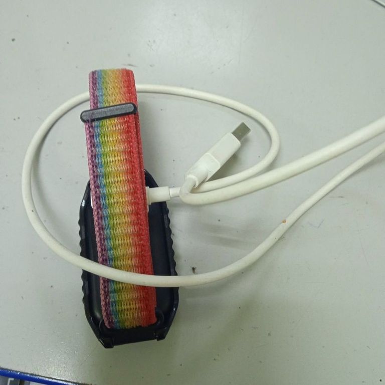 Дешево Xiaomi mi smart band 8 active з ломбарду