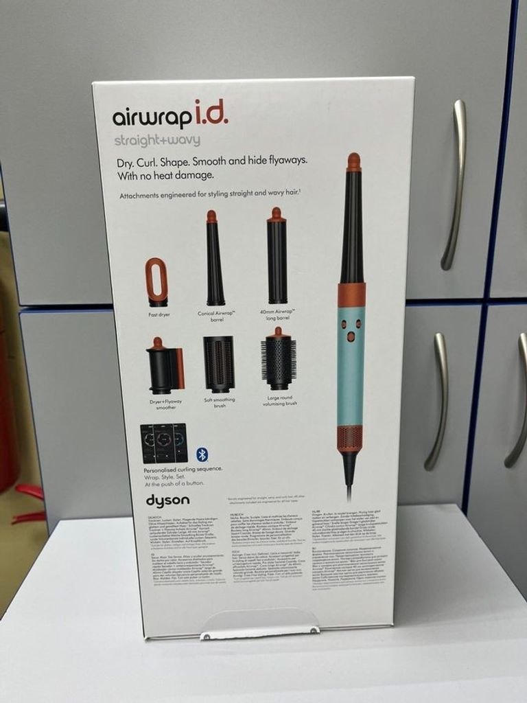 Купити Dyson hs08 airwrap i.d. long styler straight to wavy ceramic 533598-01 Б/У