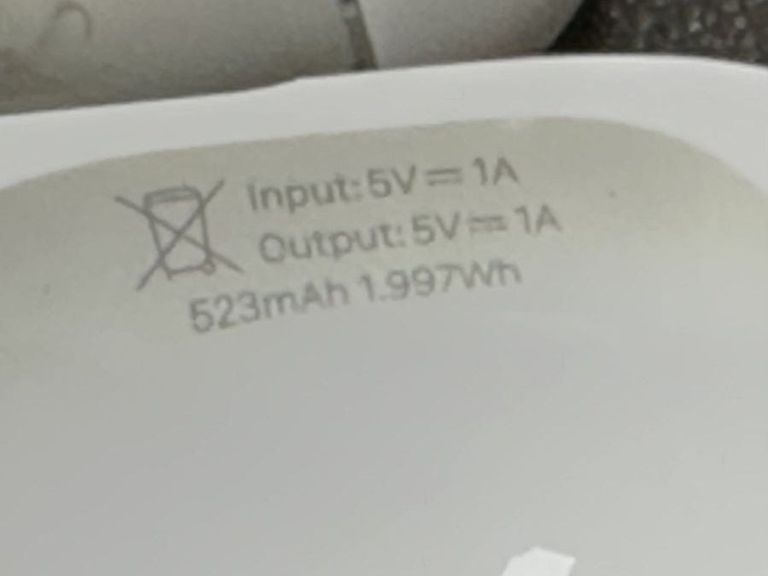 Apple airpods pro 2nd generation with magsafe charging case usb-c Код:01-200772985. Изображение 11