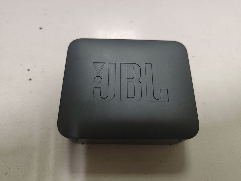 Купить Jbl GO Essential Blue (JBLGOESBLU) Б/У