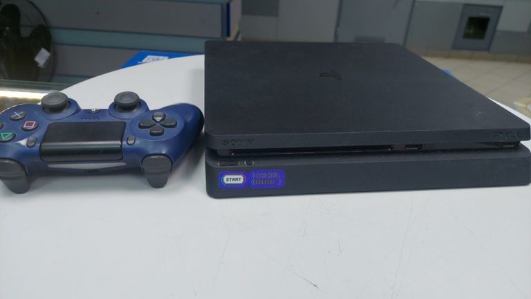 Купить Sony playstation 4 slim 500gb Б/У