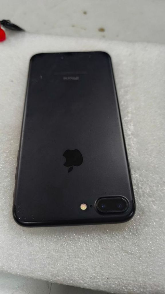 Apple iPhone 7 Plus 32GB Black (MNQM2) Код:01-200787404. Зображення 12