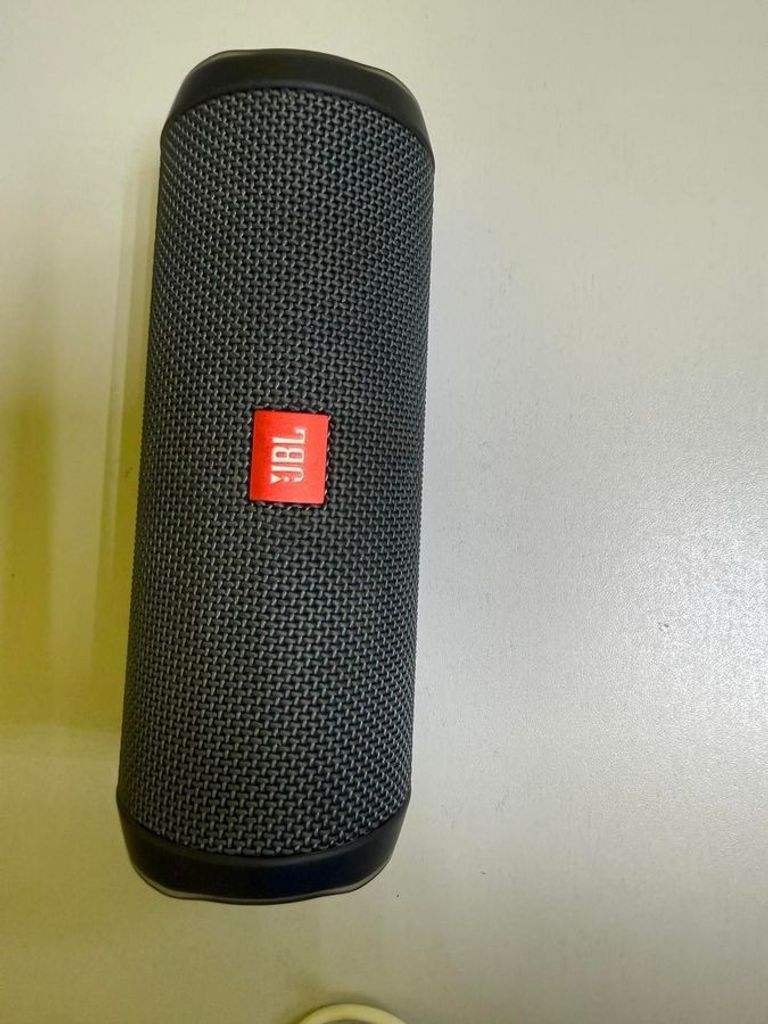 Купить Jbl Flip Essential 2 Black (JBLFLIPES2) Б/У