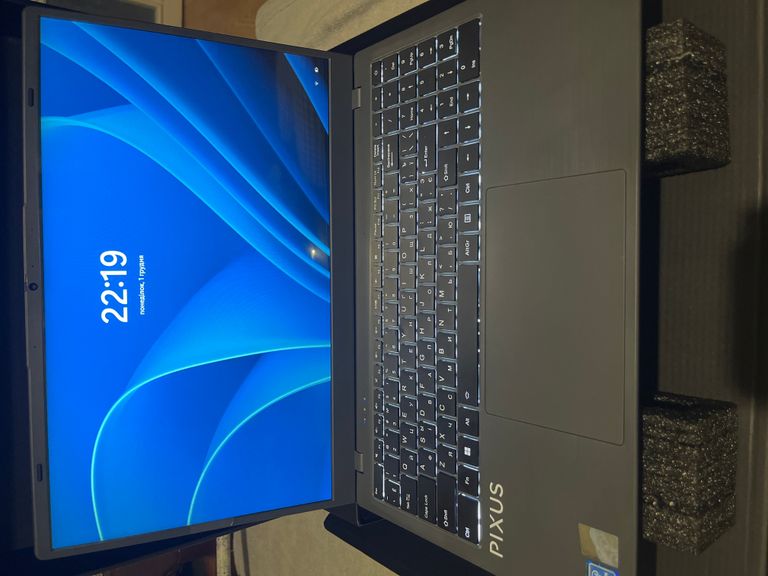 Купити Pixus Bit (4897058531862) Б/У