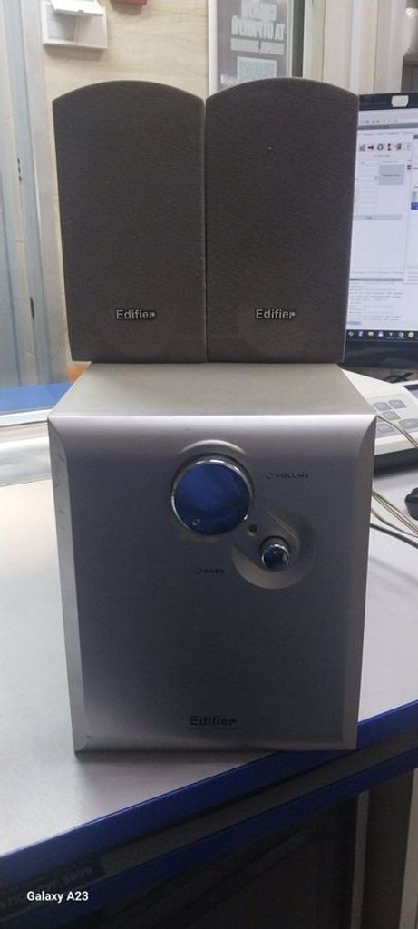 Дешиво Edifier r231t с ломбарда