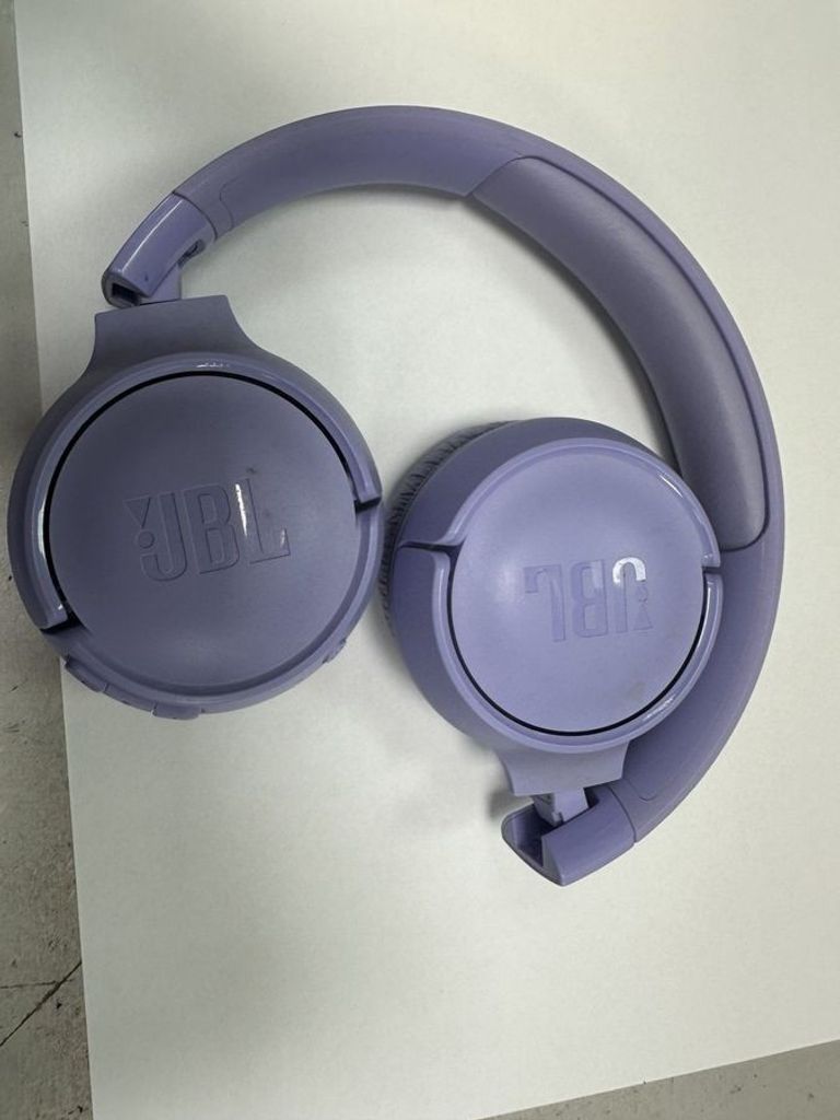 Дешиво Jbl tune 520bt с ломбарда