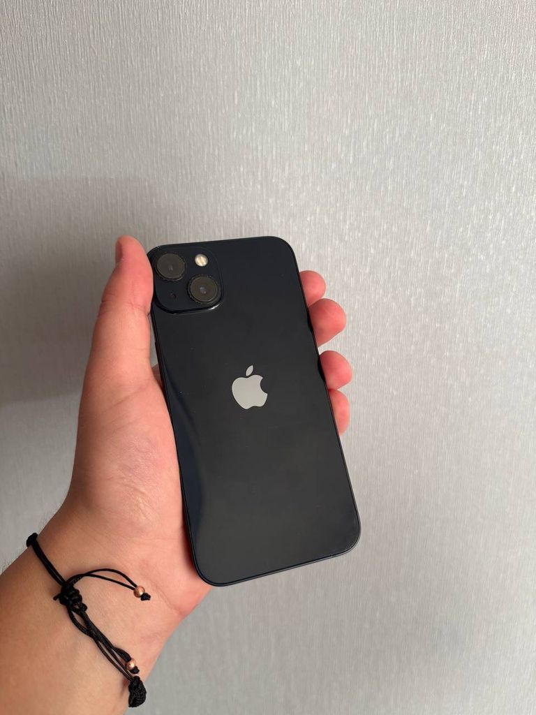 Купити Apple iPhone 13 128GB Midnight (MLPF3) Б/У
