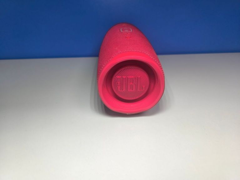 Оголошення Jbl charge 4 Б/У