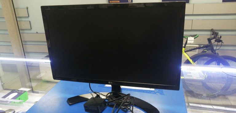 Дешиво LG 22MP58D-P с ломбарда