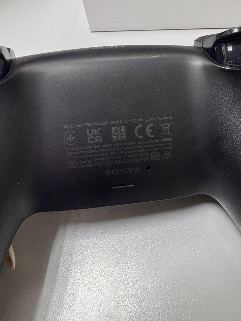 Дешиво Sony DualSense Black с ломбарда