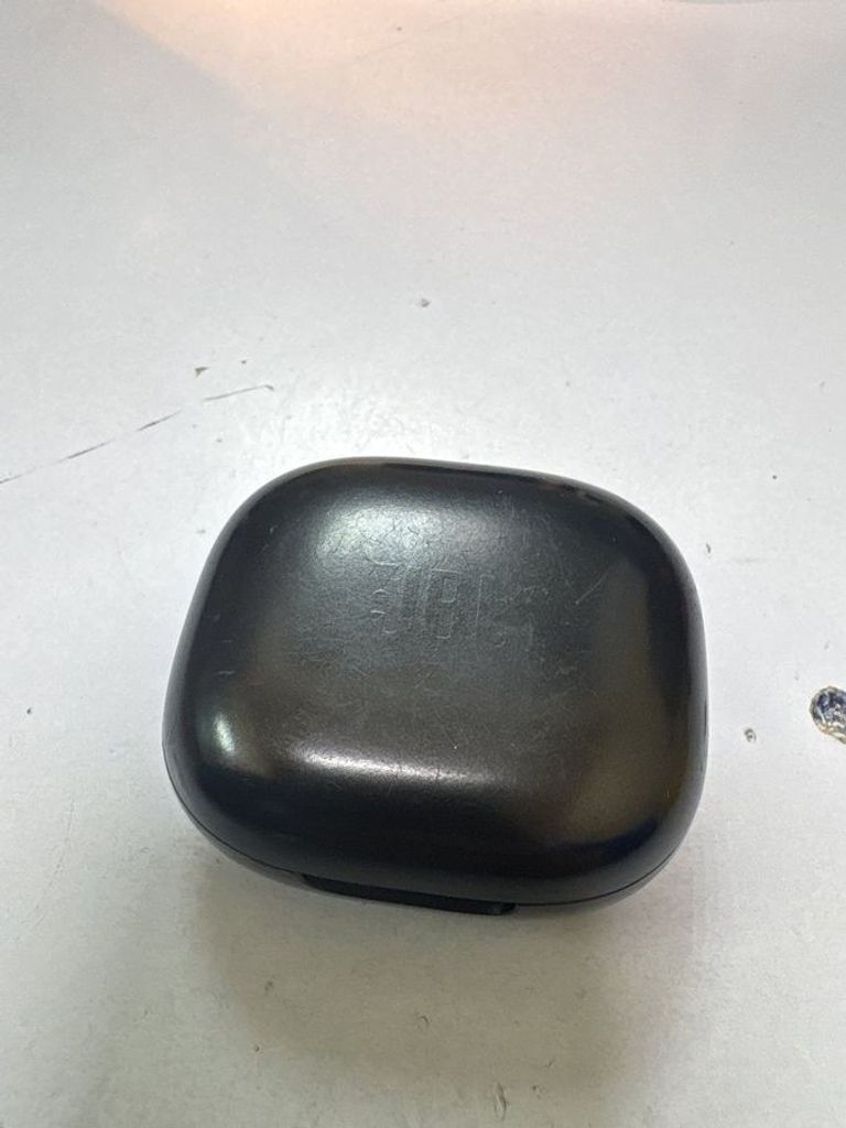 Оголошення Jbl live flex Б/У