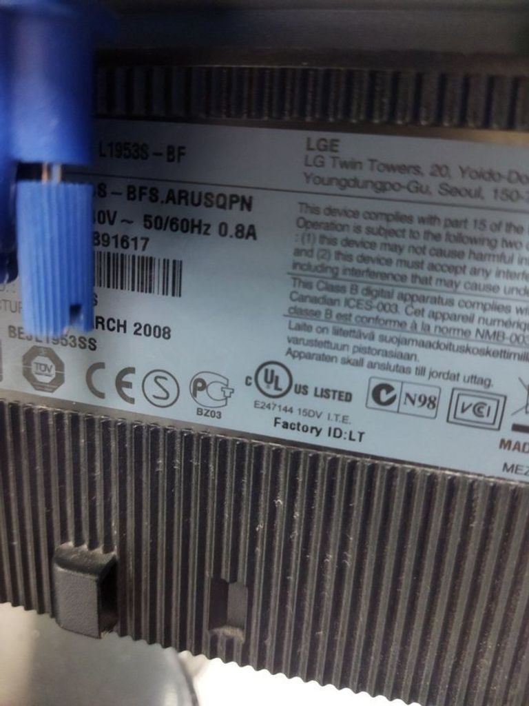 Оголошення Lg flatron l1953s Б/У