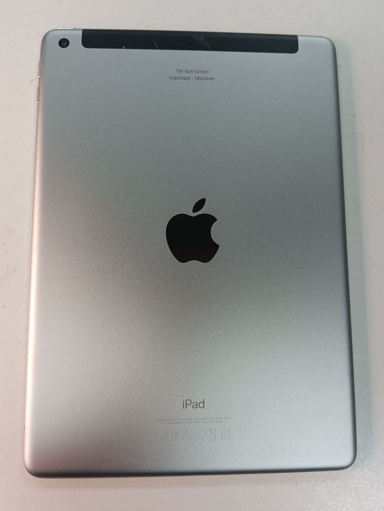 Оголошення Apple ipad 9.7 5gen wi-fi 32gb Б/У