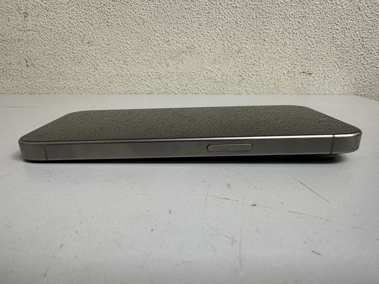 Розпродаж Apple iphone 15 pro 128gb, продавець Техноскарб