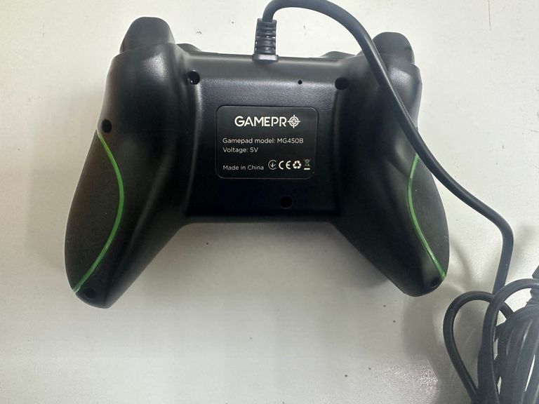 Дешево Gamepro mg450b-green з ломбарду