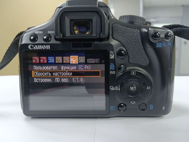 Canon eos 450d + ef-s 18-55mm f/3,5-5,6 is Код:01-200867596. Зображення 12