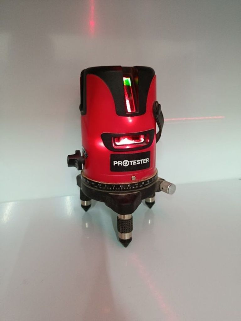 Купити Protester LL605R Б/У