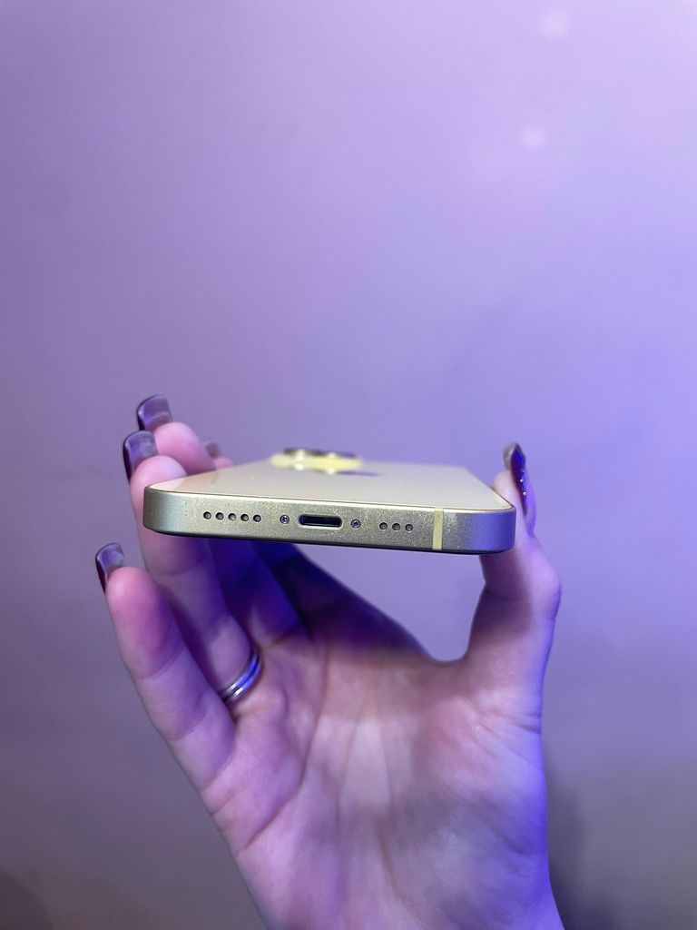 Apple iPhone 14 256GB eSIM Yellow (MR3K3) Код:null. Изображение 6