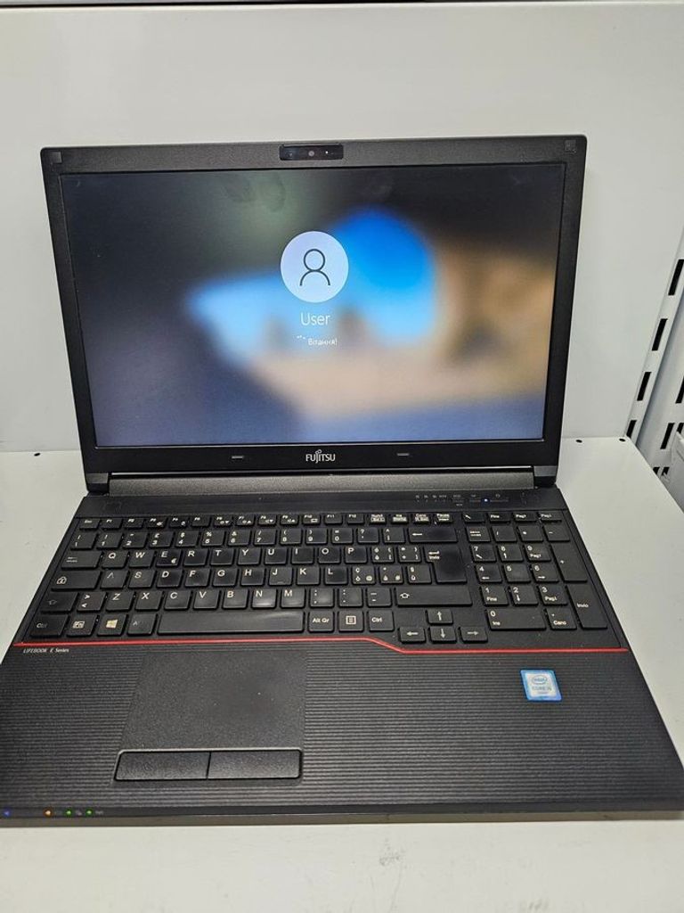 Fujitsu 15/core i5 6200u ddr3/8gb ddr2/hdd *відсутній/ssd 256 gb/*інтегрована Код:01-200864188. Зображення 11