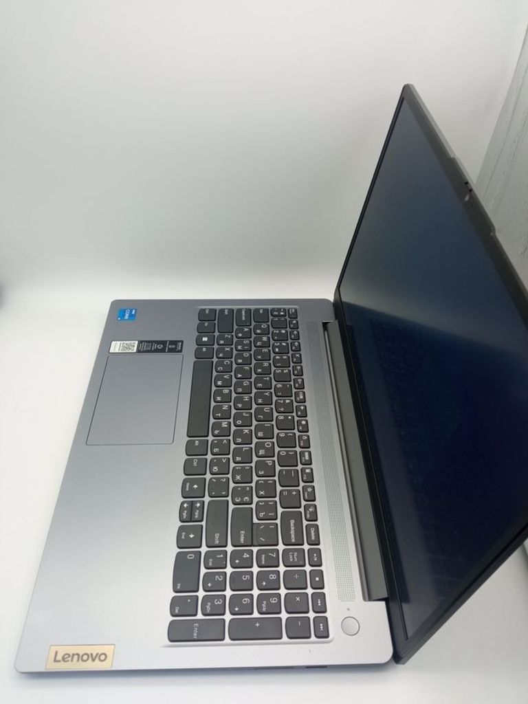 Дешиво Lenovo 15/core i5-12450h ddr5/16gb ddr5/hdd *відсутній/ssd 500 gb/*інтегрована с ломбарда