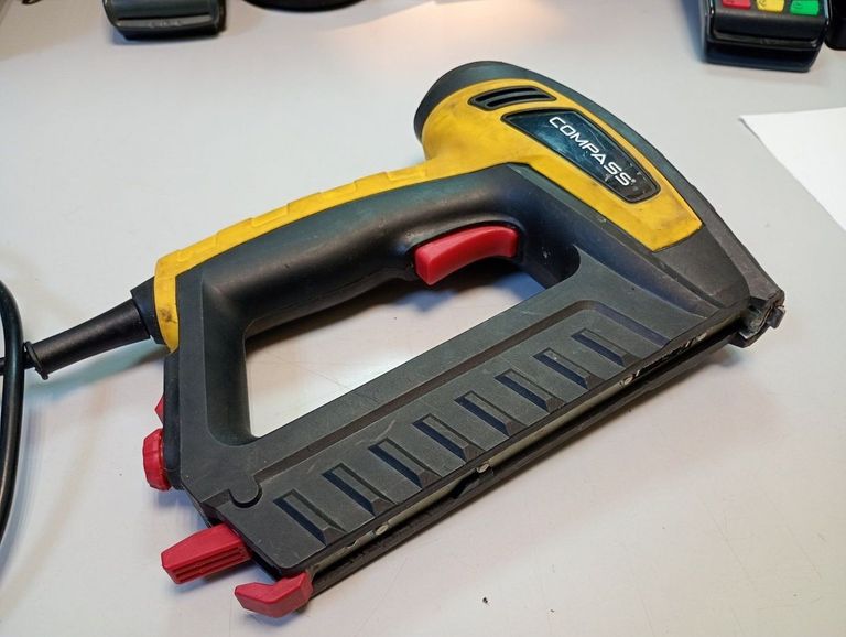 Купити Compass es6030 Б/У