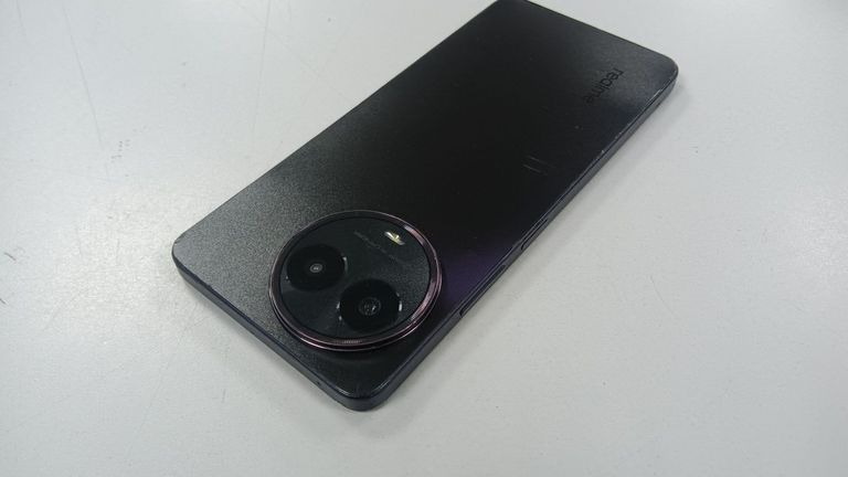 Оголошення Realme 11 5g 8/256gb Б/У